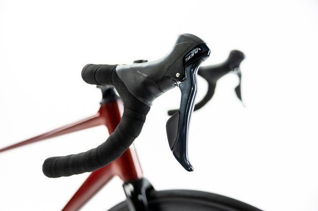 BICICLETA RUTA ALUBIKE SPORT ONIX 700C VINO T-54 18V