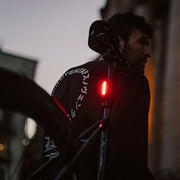 KIT DE LUCES PARA BICICLETA KNOG DELANTERA BLINDER 600 Y TRASERA PLUS 20