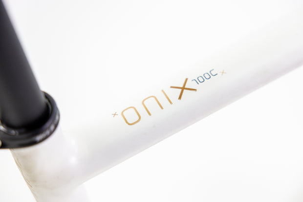 BICICLETA RUTA ALUBIKE SPORT ONIX 700C BLANCO T-48 18V